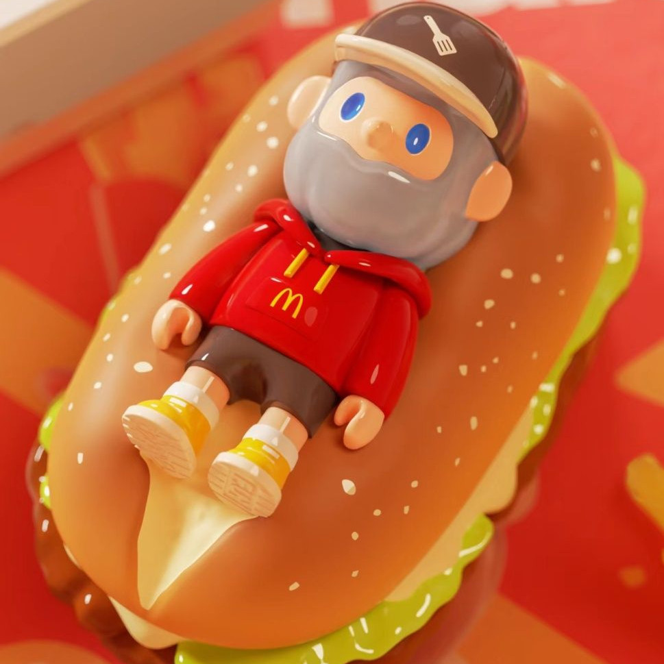 ของแท้FARMER BOB x McDonalds Series ยืนยันรูปตุ๊กตาเครื่องประดับของขวัญ