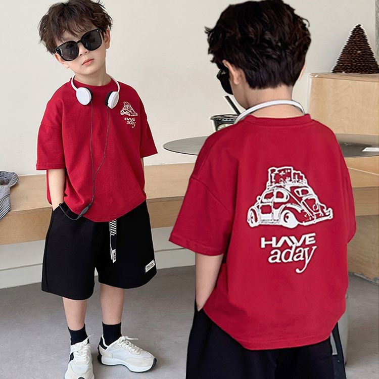 (จัดส่งตลอด 24 ชั่วโมง) เสื้อยืดแขนสั้น ผ้าฝ้าย ทรงหลวม พิมพ์ลายรถยนต์ สีแดง แฟชั่นสไตล์เกาหลี สําหรับวัยรุ่น อายุ 1-14