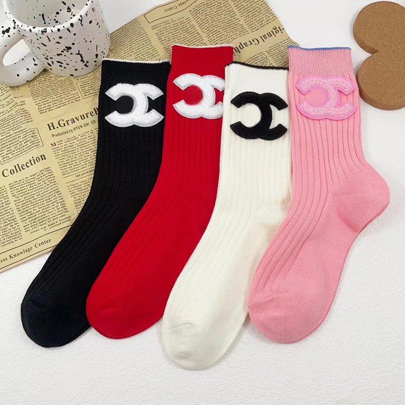 ถุงเท้าตกแต่งสไตล์ triumphal arch ขนาดเล็ก มีความน่ารักและแฟชั่น สำหรับสวมใส่ทุกวัน - รูปที่ 2