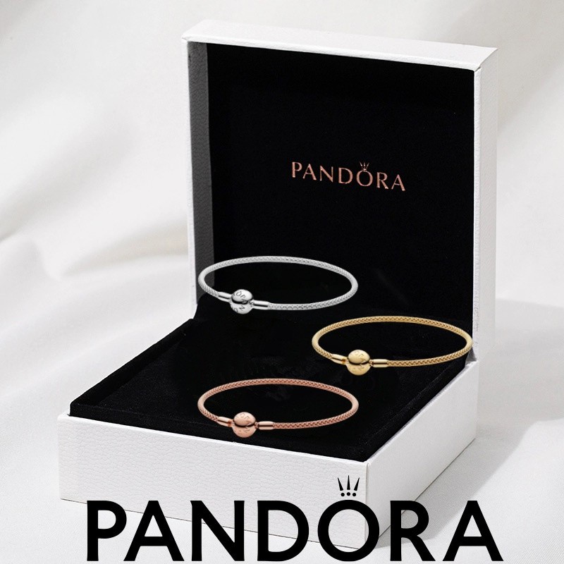 สร้อยข้อมือจี้เงินสเตอร์ลิง S925 ของแท้ 100% จาก PANDORA สร้อยข้อมือตาข่าย Pandora Moments 596543