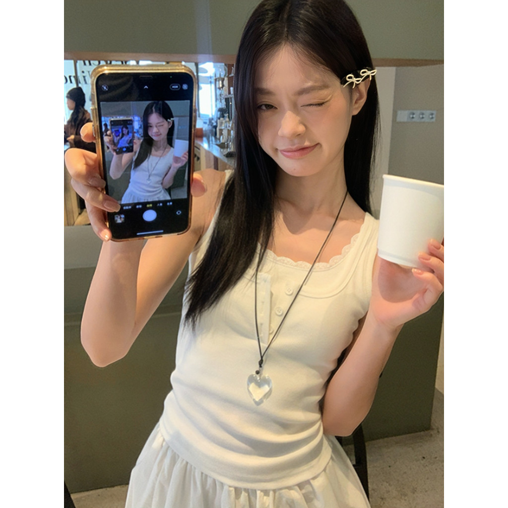 Fariy🍒คลังสินค้าพร้อม🍒เสื้อกั๊กลูกไม้ปลอมสองชิ้นสำหรับผู้หญิงฤดูร้อนสไตล์ใหม่พอดีตัวสไตล์สาวฮอตสั้น - รูปที่ 6