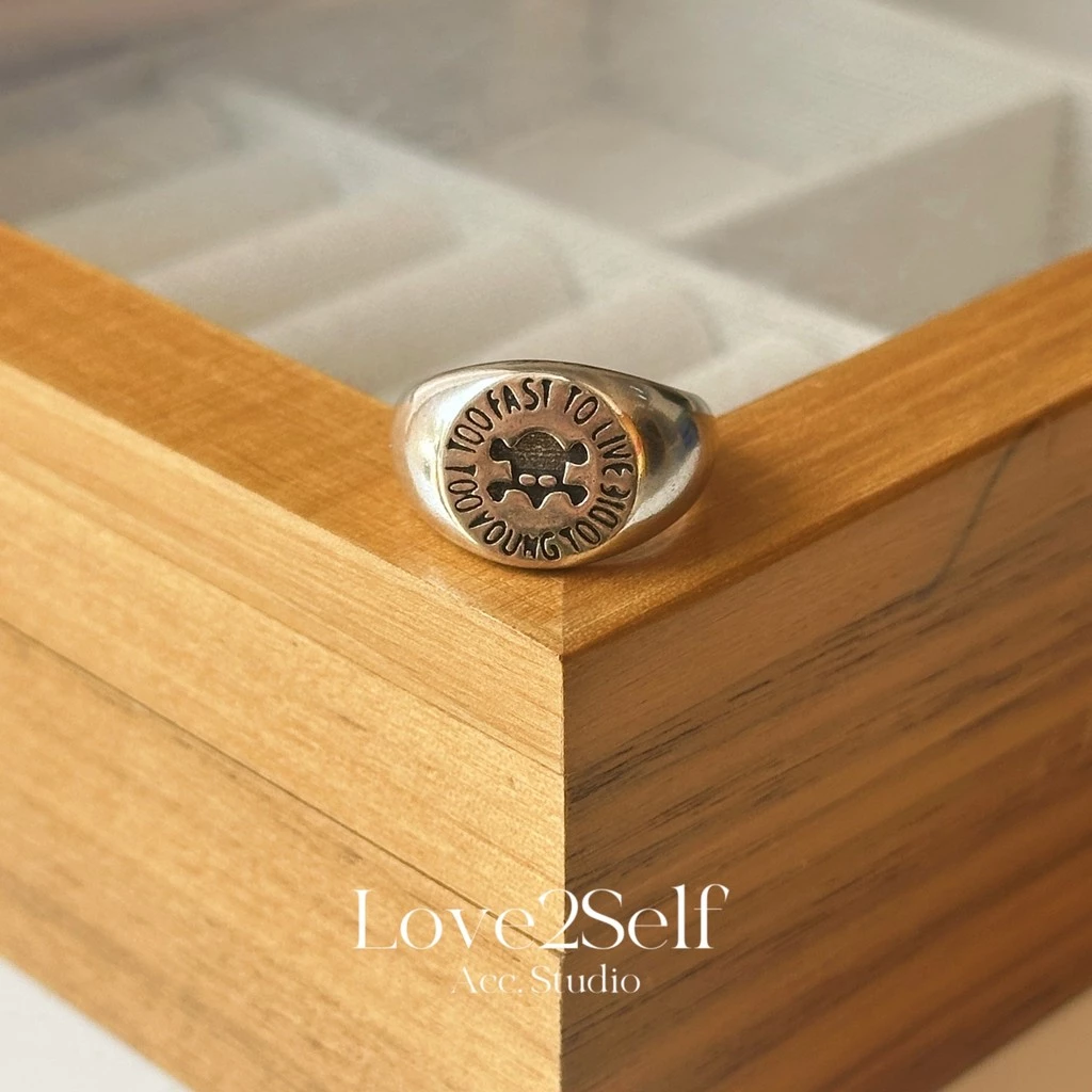 Love2Self MZ3-22 Super Cool แหวนแฟชั่นผู้ชายเงินสีดําแหวนหล่อผู้ชายอุปกรณ์เสริม Vintage ปรับแหวน