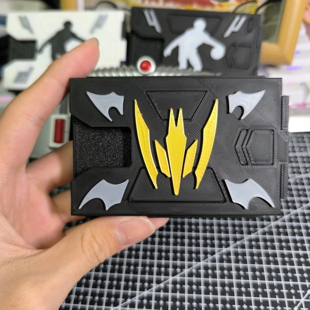 Kamen Rider Ryuki Kamen Rider Dragon Riding Simple Edition เข็มขัด Night Riding Card Box กล่องการ์ดโฮมเมดสำหรับผู้เล่นการนั่งกลางคืนแบบธรรมดาขั้นสูง