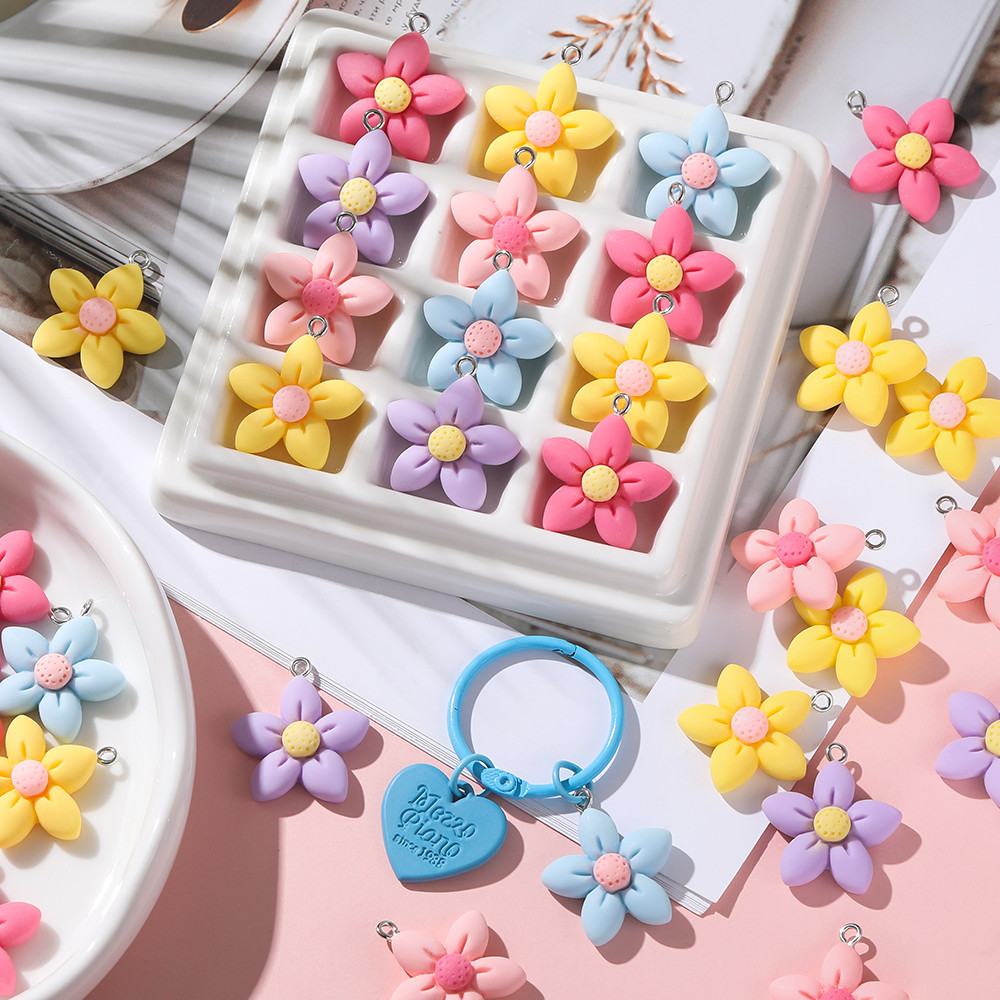 จี้ดอกไม้เรซิ่น 5 กลีบ ขนาด 23.5x26.5 มม. 5ชิ้น สำหรับ DIY เครื่องประดับ handmade งานทำมือ