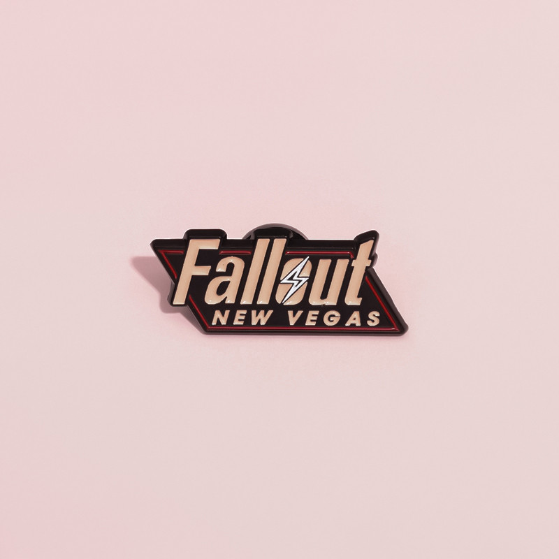เกม Fallout Peripheral Nuka-Cola Bottle Cap Letter New Vegas เข็มกลัดเคลือบอุปกรณ์เสริมแฟชั่นของขวัญ