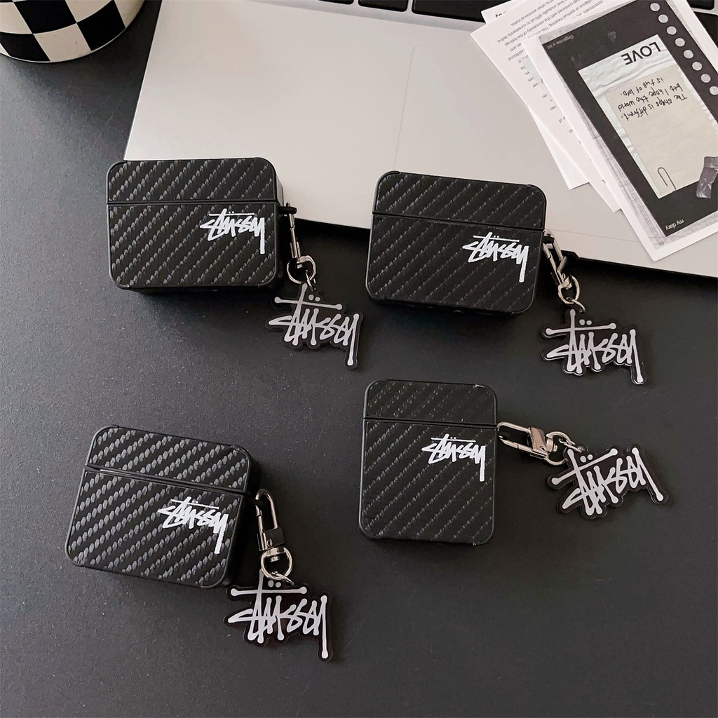 STUSSY คาร์บอนไฟเบอร์สแควร์หนังสําหรับ AIRPODS 4ANC PRO3 PRO 1/2/3 กรณีป้องกัน