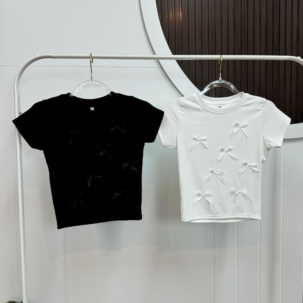 BKL พร้อมส่งในไทย BOWWW TOP เสื้อคอกลมผ้าคอตตอนยูนิ แต่งริ้บบิ้นโบว์ด้านหน้า