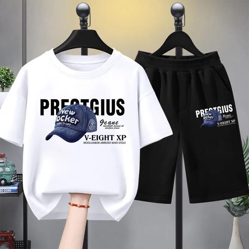 เสื้อยืดเด็กชายชุดแขนสั้นชุดกีฬาเสื้อผ้าเด็กอินเทรนด์เด็กผู้ชายเสื้อผ้าใหม่