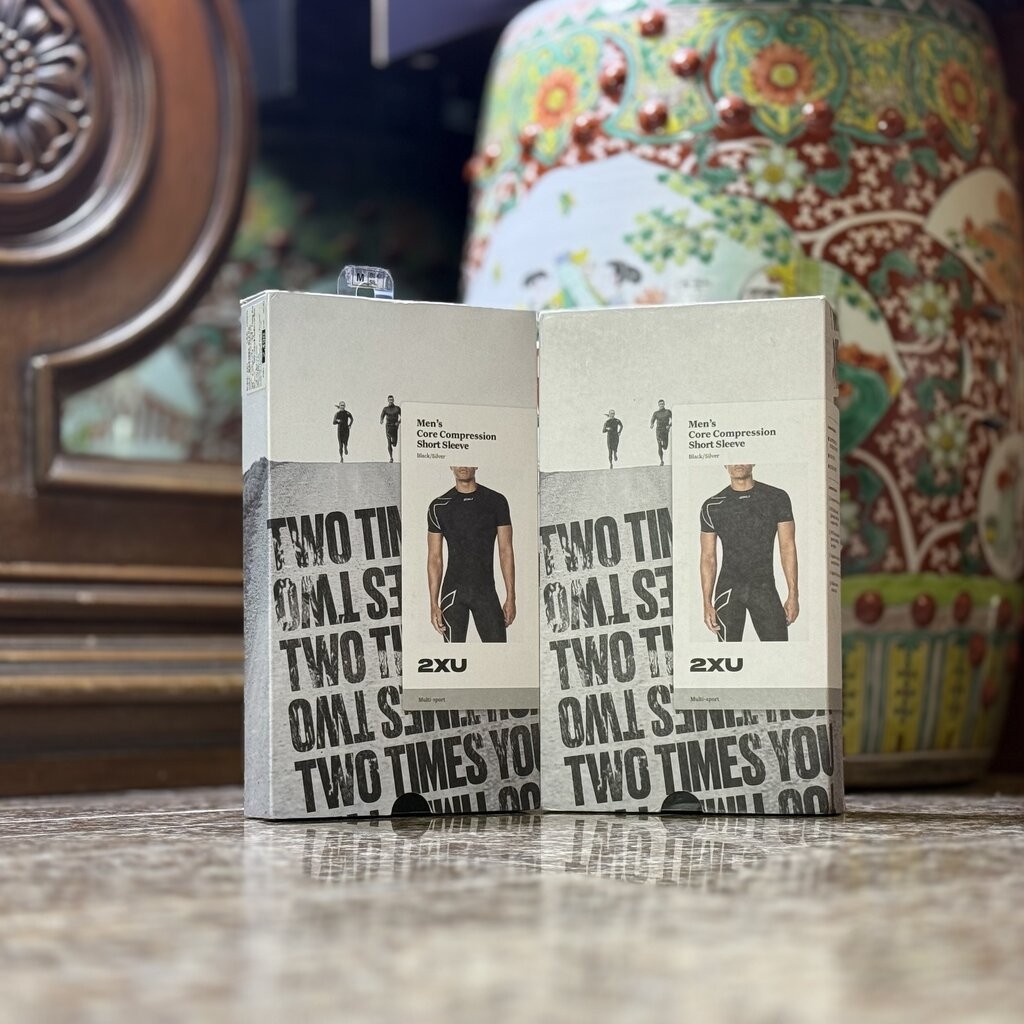 เสื้อ 2XU Core Compression Tops ‘BLACK’ (S,M)