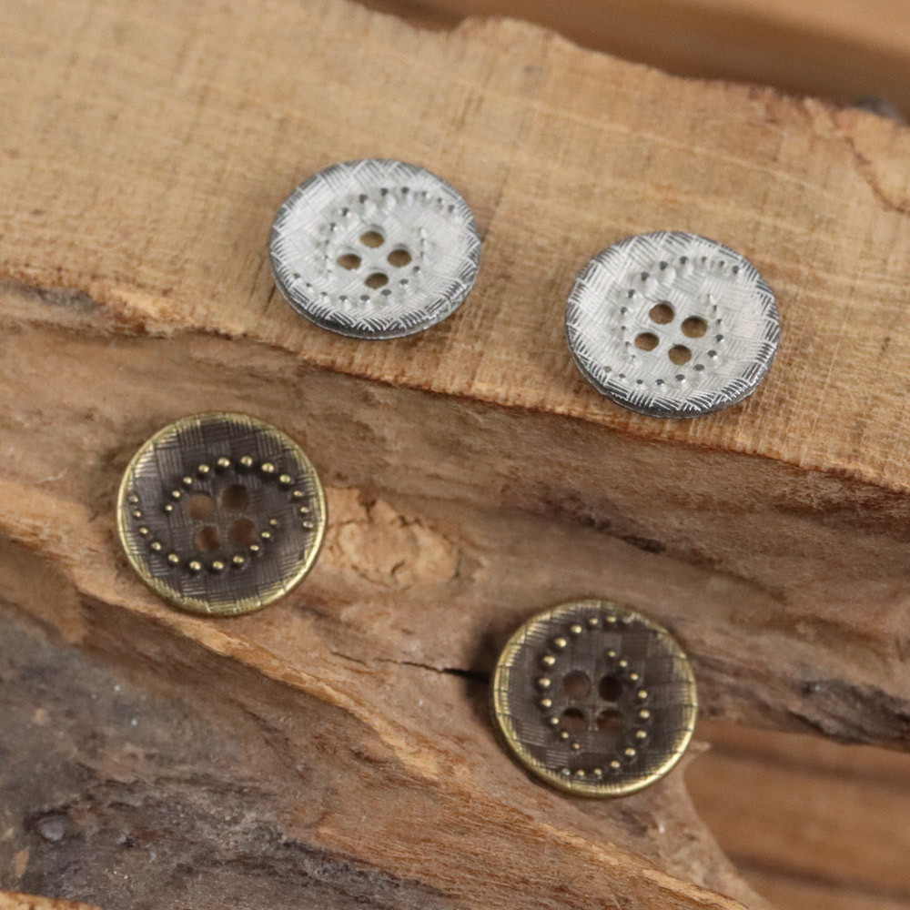 10 ชิ้นวินเทจปุ่มโลหะเว้า 4 หลุมออกแบบหมุนคู่ (12 มม.) สําหรับเสื้อและเสื้อสเวตเตอร์ถัก | กระดุมเสื้อสีบรอนซ์และสีเงินโบราณ - รูปที่ 3