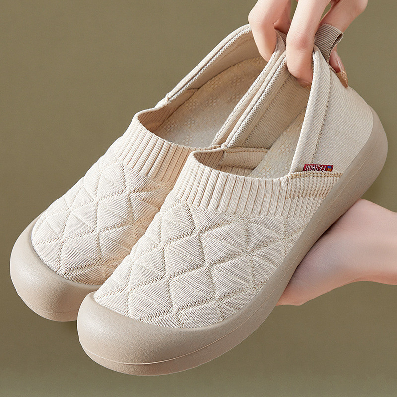 Cadia ฤดูใบไม้ผลิฤดูร้อนสไตล์ใหม่เก่าปักกิ่งรองเท้าผ้าผู้หญิงBreathable Anti-Slip Slip-Onรองเท้าแม่All-match Soft-soled