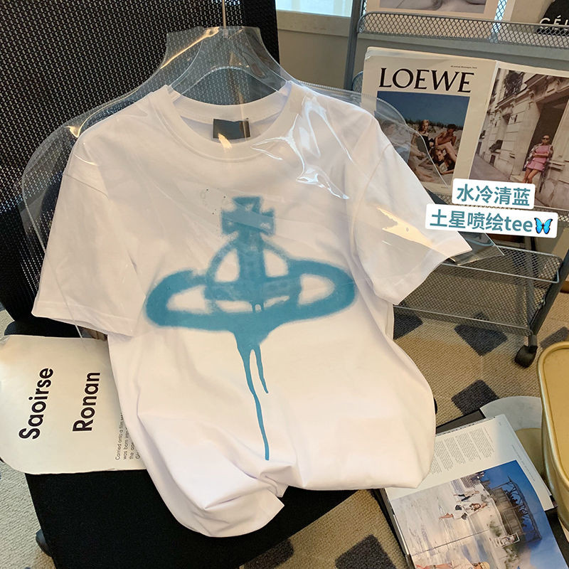 Vivi*n Graffiti Saturn พิมพ์รอบคอเสื้อยืดแขนสั้น Unisex