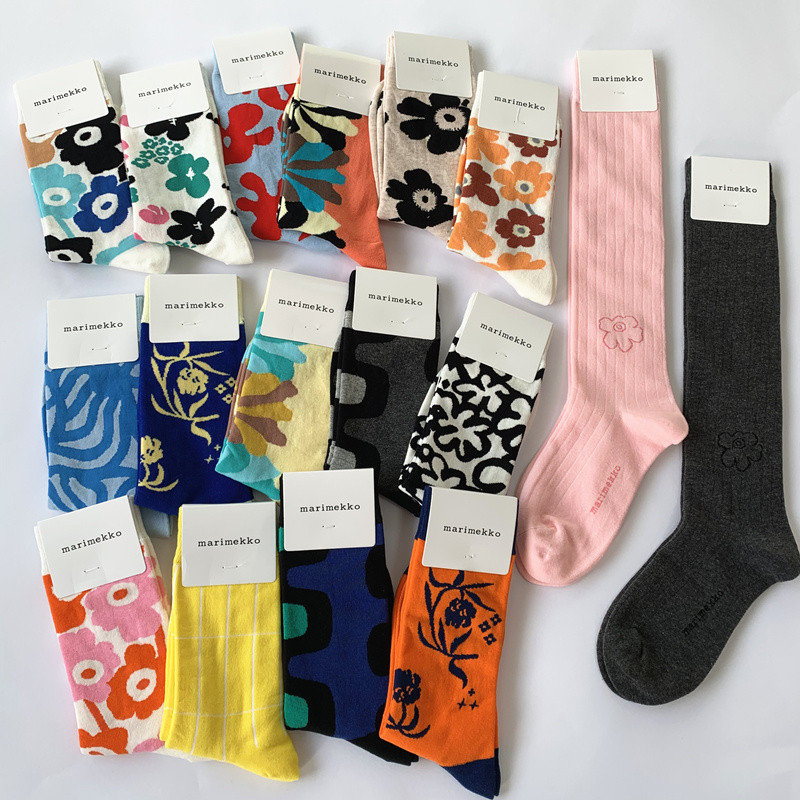 สินค้าใหม่ Finnish สุภาพสตรีดอกไม้วรรณกรรมผ้าฝ้ายที่มีสีสันผสม Influencer สไตล์ฮ่องกง Retro กลางความยาวหลอดอินเทรนด์ Kne