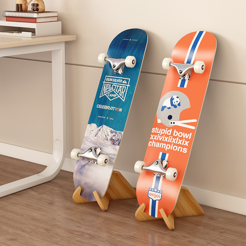 ผู้ใหญ่สเก็ตบอร์ดเก็บชั้นวางจอแสดงผล สองเท่า-หิน กระดานสกี ชั้นเก็บของ กระดานโต้คลื่นที่ดิน ชั้นวางจอแสดงผล