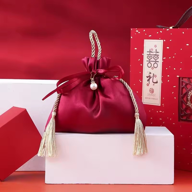 1/3/5 ชิ้นถุงขนมแต่งงานจีนสําหรับแขก - กระเป๋าผ้าหูรูดสีแดงขนาดเล็กพร้อมพู่ตกแต่ง - พรรคของขวัญบรรจุถุง - รูปที่ 6