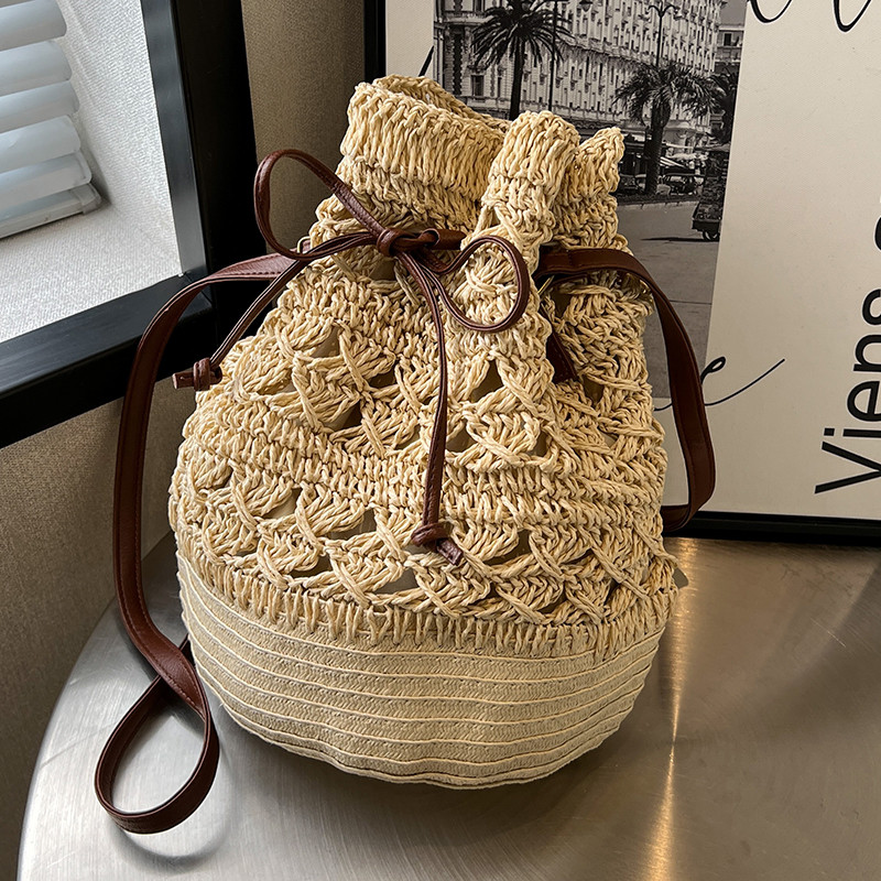 Straw Bucket Bag Vacation Hand-Woven Bag Side Backpack Shoulder Bag