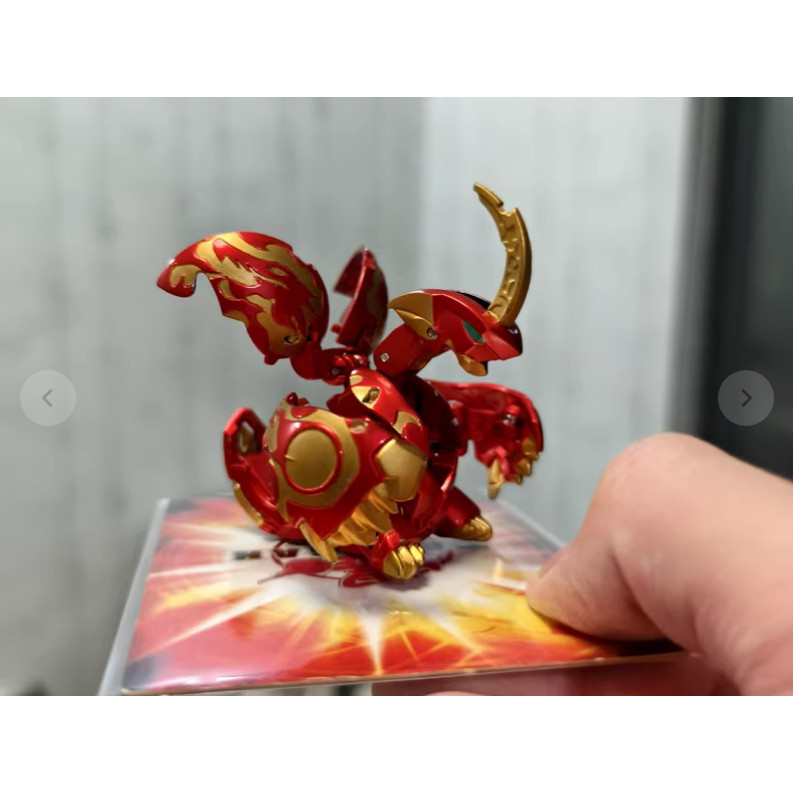 【พร้อมส่ง】บาคุกัน Bakugan โลหะสีแดง Tiansheng Roaring Dragon Bakugan ระเบิดเทคสีดีและราบรื่นรุ่นลิมิ