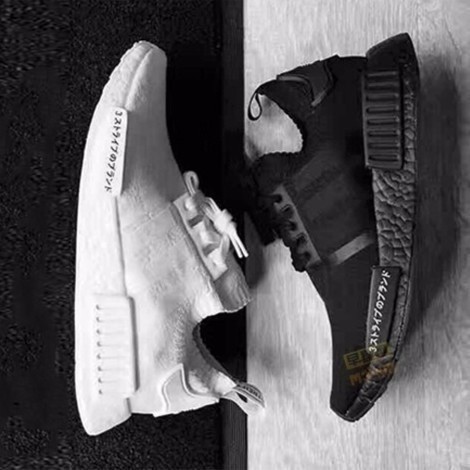 [พร้อมส่ง] Adidas NMD R1 PK รองเท้าวิ่งผู้ชายรองเท้าผ้าใบผู้หญิง