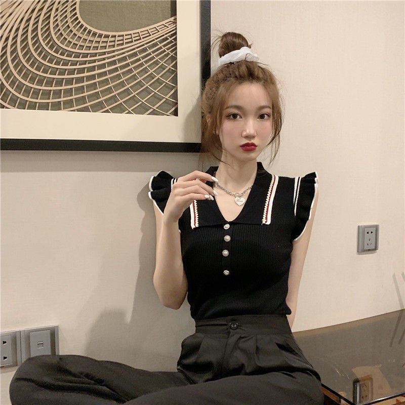 เสื้อยืดสตรีสายรัดคอวีจีบ