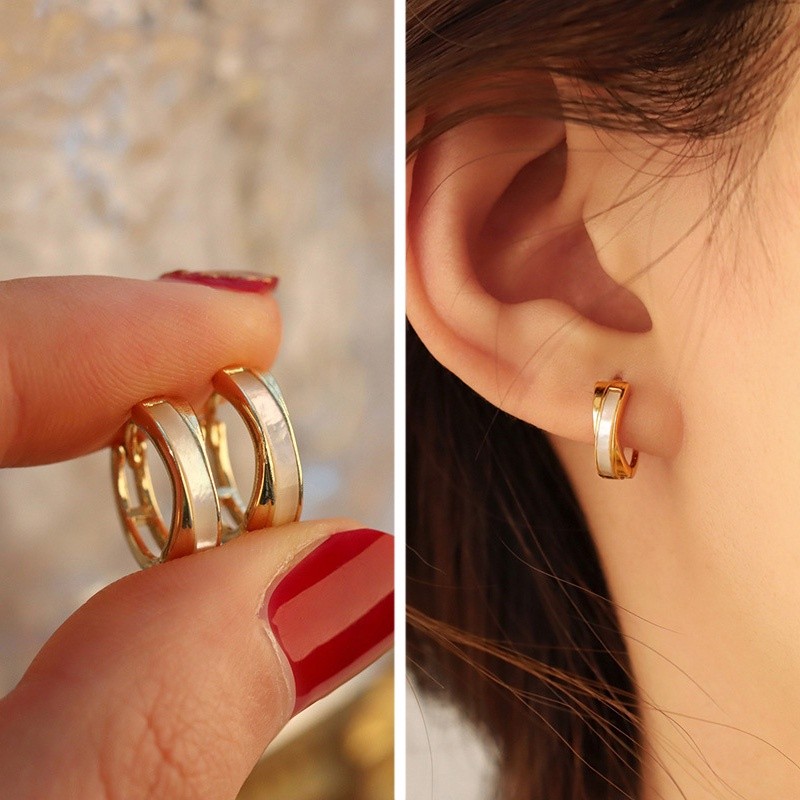 อินเทรนด์ 14K Gold Fritillaria Shell Hoop ต่างหูสําหรับผู้หญิงคุณภาพสูงเกาหลีเครื่องประดับ Fine S925 เข็มเงินของขวัญ
