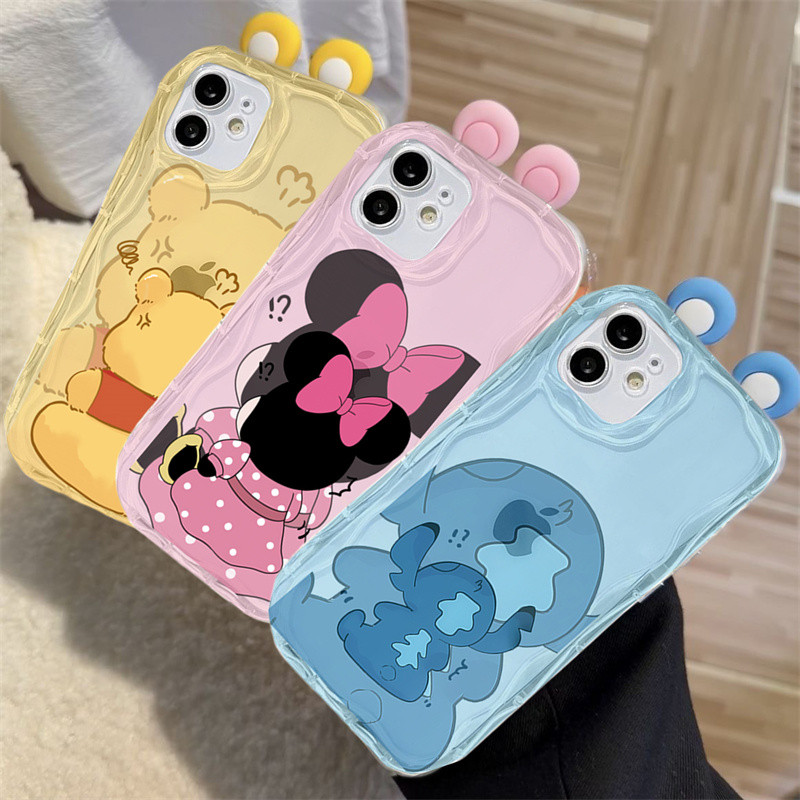 การ์ตูน 3D หู Disney เคสโทรศัพท์สําหรับ IPhone 16 15 Pro Max 14 Plus 13 Mini X XS XR 7 8 Plus SE โทรศัพท์มือถือกรณี TPU ใสสตรอเบอร์รี่หมีLotso Stitch Mickey Minnie Mouse