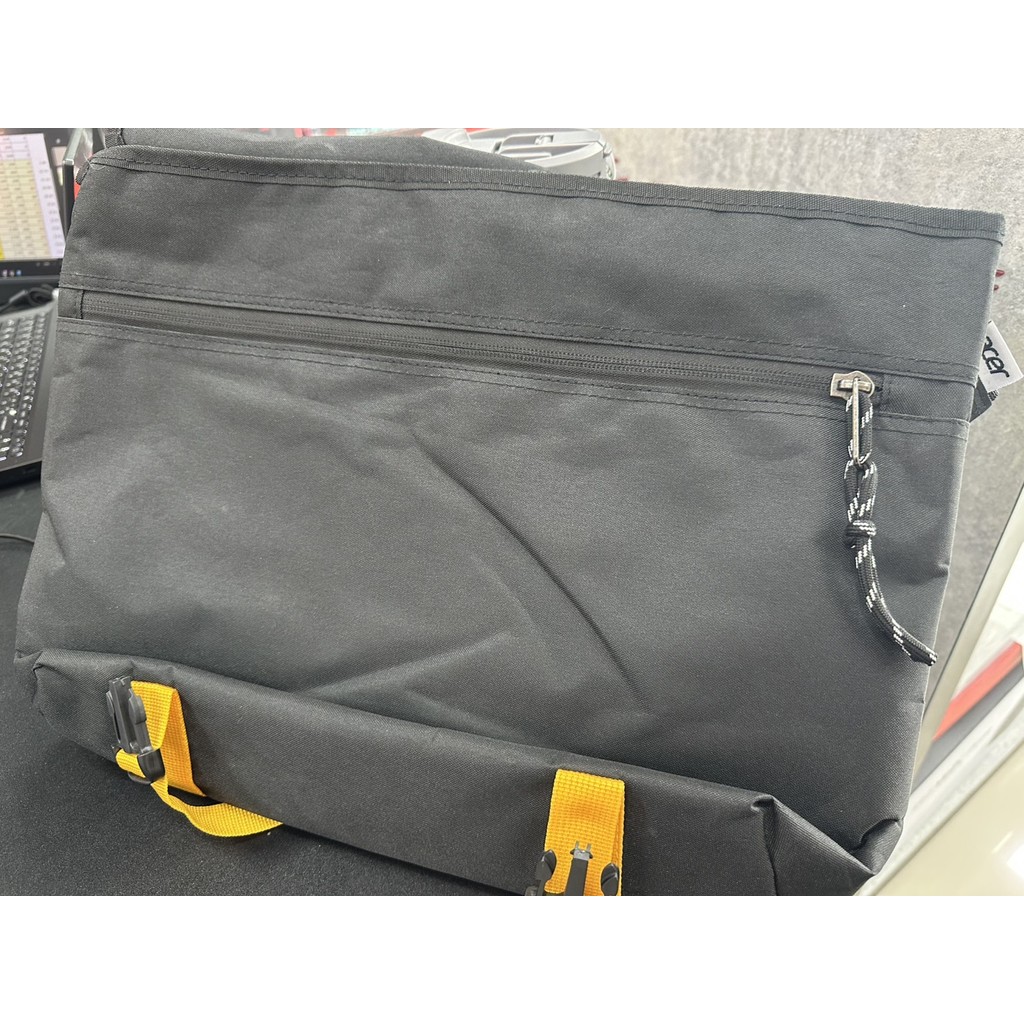 ACER Crossbody Bag NITRO Black Color x Windows 11 Colorful design