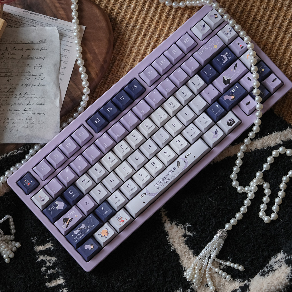 URE Trainee Witch Keycaps สีม่วงโปรไฟล์เชอร์รี่ PBT keycap พร้อมคอนเทนเนอร์สําหรับคีย์บอร์ดแบบกลไก
