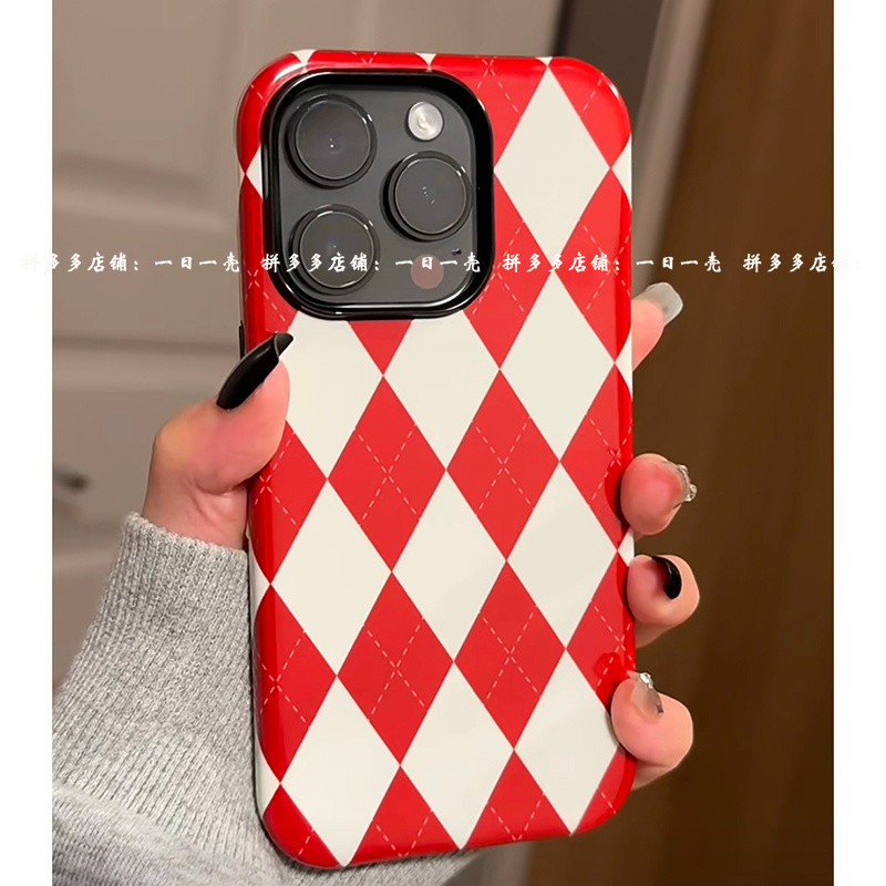 เพชรสีขาวสีแดงเรียบง่ายเหมาะสําหรับ iPhone15Pro Frosted 16 Apple 14/12 ฟิล์ม Two-in-One 11/13 เคสโทรศัพท์ UJX5