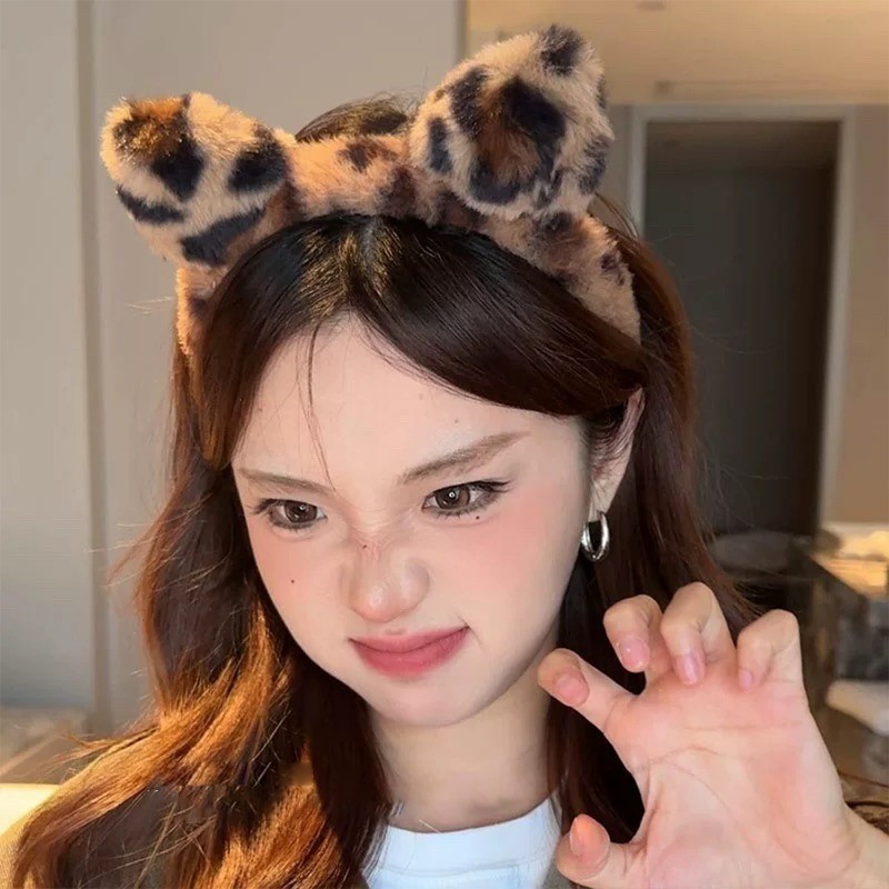 ฤดูใบไม้ร่วงฤดูหนาวผู้หญิงสาวตุ๊กตาผมห่วง-ย้อนยุคน่ารักแฟชั่นเสือดาวพิมพ์แมวหูคาดศีรษะ-คอสเพลย์พรรคผมวง ชม. หูฟัง ราคา ถูกที่สุด ดีลบีเคเค แกลเลอรีภาพที่ 5