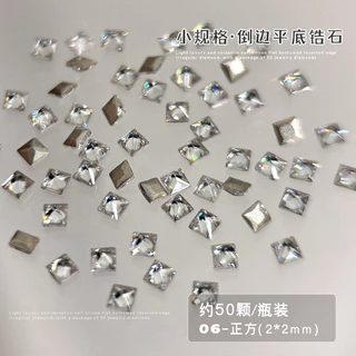 50 ชิ้น Mini ด้านล่างแบนขนาดเล็กZirconอุปกรณ์แต่งเล็บกระพริบโปร่งใสม้าสีขาวตาเพชรรูปหยดน้ําขนาดเล็กเพชรรูปพิเศษผสมแพ็ค