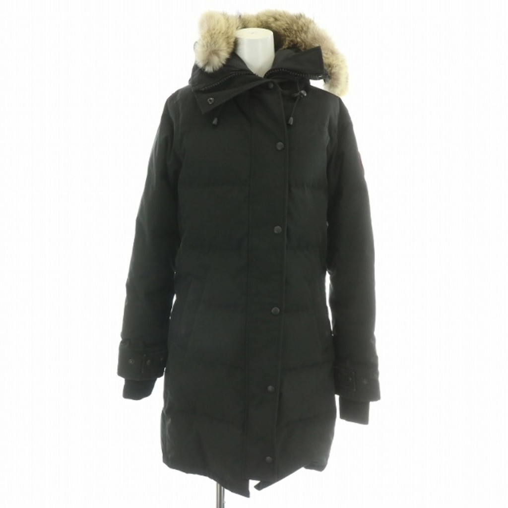 Canada Goose Down Coat สีดํา ส่งตรงจากญี่ปุ่น มือสอง
