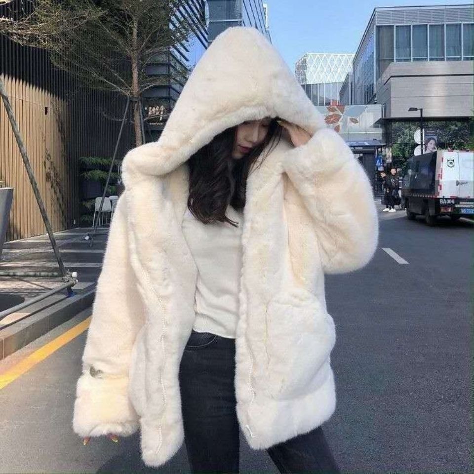 เสื้อโค้ท ฤดูหนาวผู้หญิงใหม่เลียนแบบเร็กซ์กระต่ายเกาหลีหลวมใหม่