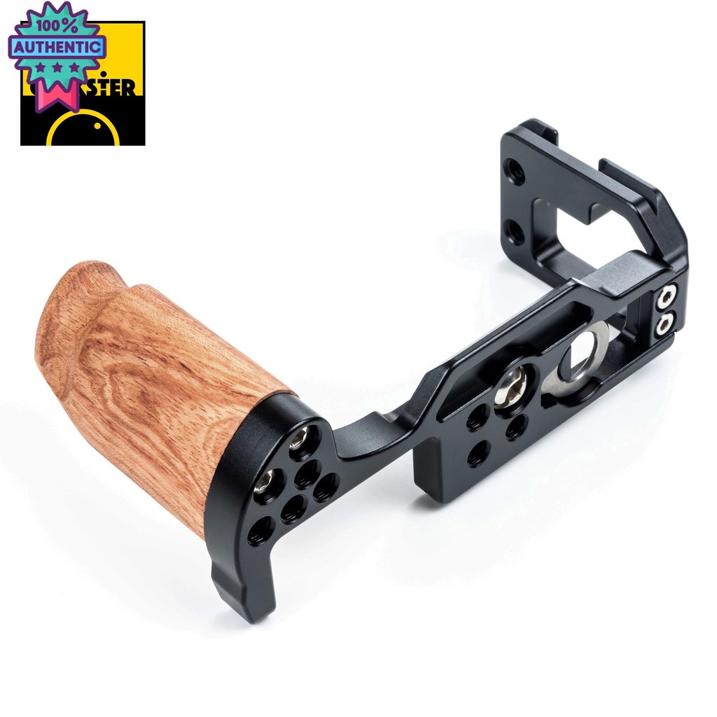 GRIP L-Plate กริปไม้ Olympus OM-D E-M10 Mark 4 / OMD EM10 IV  กริป   Wood Hand Grip L-Plate EM10 Mk4