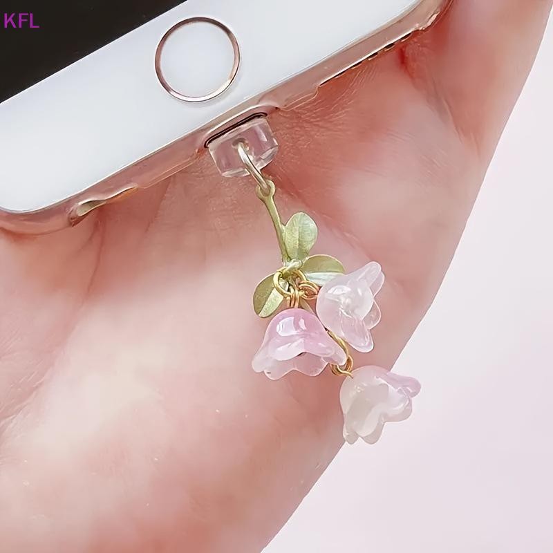 (KFL) 1PC สําหรับโทรศัพท์/อินเทอร์เฟซ Type-C น่ารักสีชมพู Lily Of The Valley โทรศัพท์ Charm ดอกไม้สีเขียวปลั๊กฝุ่น DIY อุปกรณ์เสริมขายร้อน