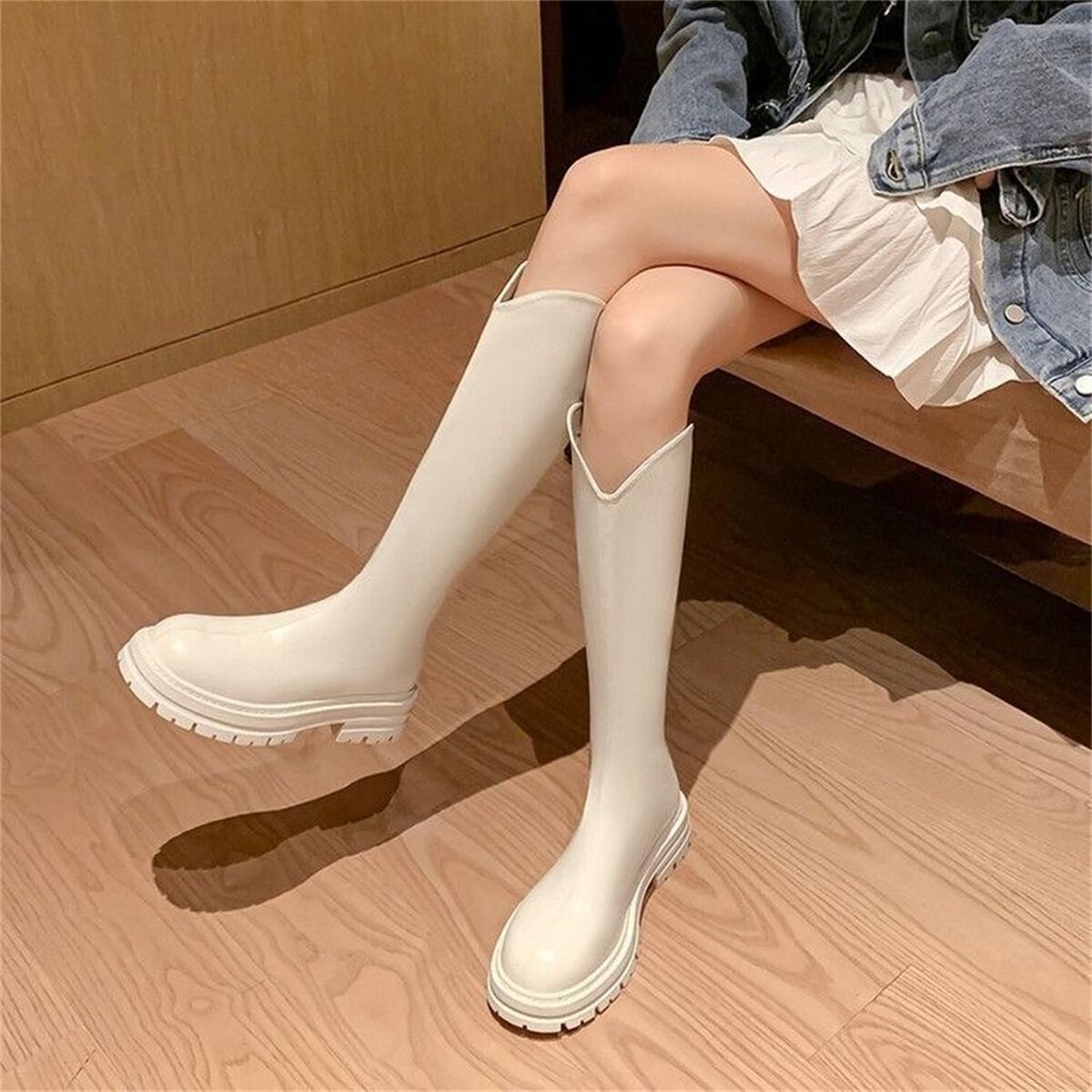 รองเท้าบูทยาวฤดูใบไม้ร่วง/ฤดูหนาว แบบเรียบง่าย รองเท้าบูทสูงผู้หญิง วัสดุ PU ส้นหนา2.36นิ้ว/6ซม