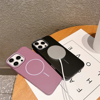 เคสโทรศัพท์ For iPhone 13 11 17 pro max Case iPhone 11 15 16 pro max 14 12 pro max 17 Air การจับคู่สีพีซี Magnetic