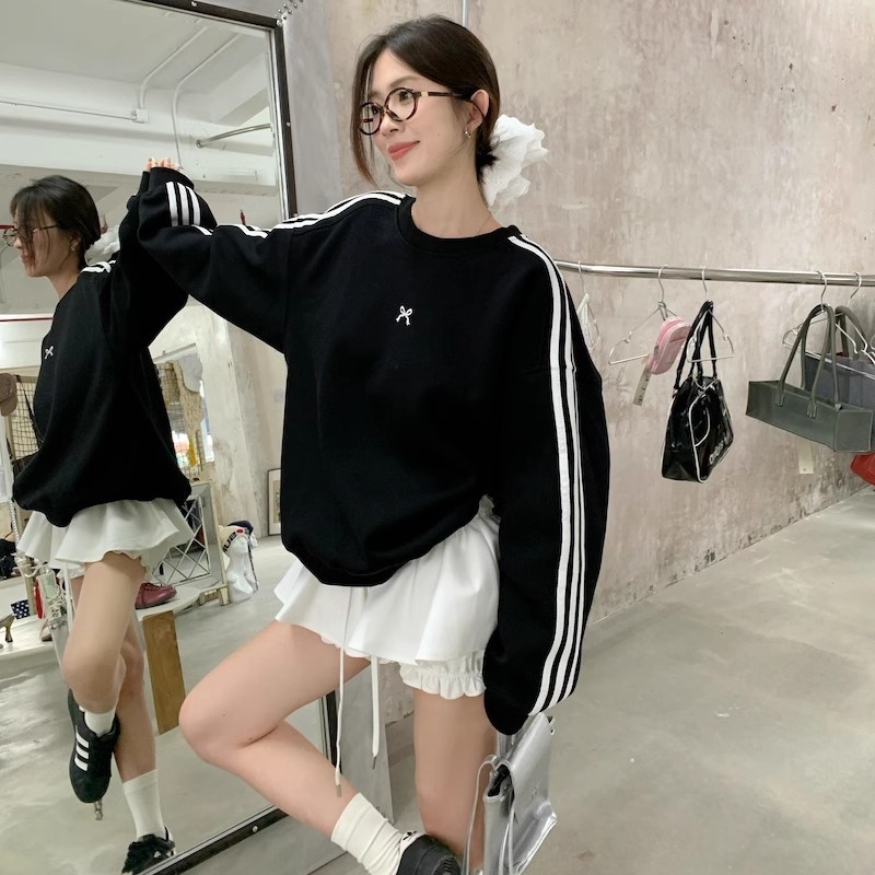 เสื้อฮู้ดปักลายโบว์สุภาพสตรี
