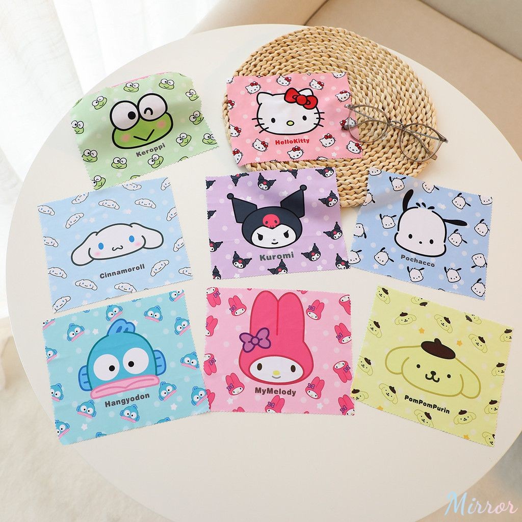 ผ้าเช็ดแว่น Sanrio อนิเมะ 1/5 ชิ้น ผ้าเช็ดเลนส์หน้าจอโทรศัพท์มือถือ ลายการ์ตูนน่ารัก Kawaii อุปกรณ์ทำความสะอาดเลนส์หน้าจอโทรศัพท์มือถือ ขนาด M