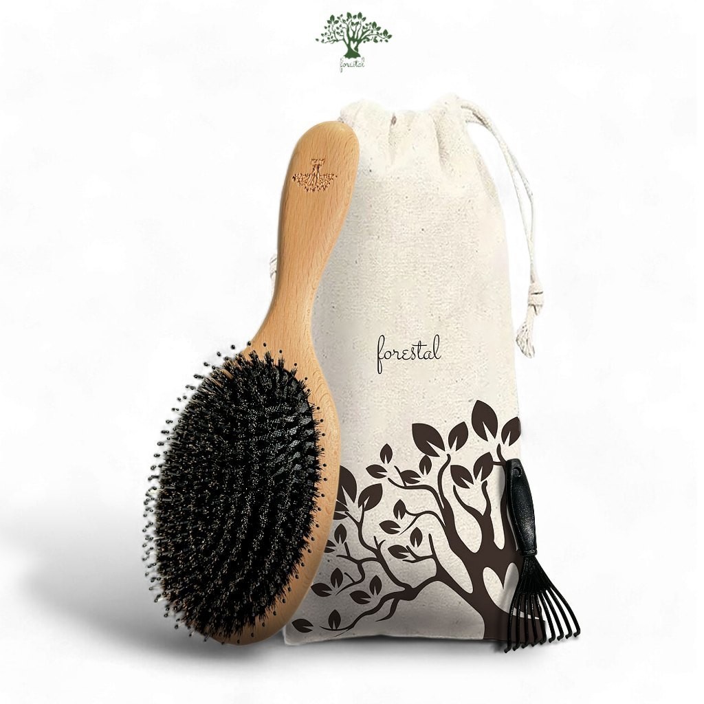 [ ส่งด่วน - ราคาถูก ] หวีขนหมูป่า ด้ามไม้บีช อ่อนโยน Forestal Boar Bristle hair brush (Beechwood)