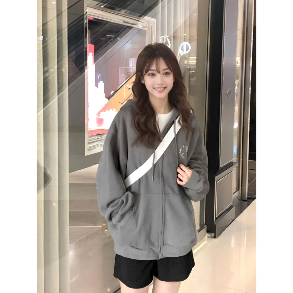 เสื้อฮู้ดแขนยาวทรงโอเวอร์ไซซ์สไตล์เกาหลี ที่ทำให้คุณดูเก๋ไก๋ในทุกวัน - รูปที่ 5