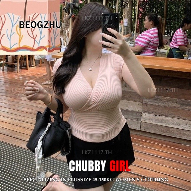 Plus size เสื้อยืดสาวอวบ ไซส์ใหญ่ ผู้หญิง เสื้อไหมพรม ทรงสลิมฟิต แขนสั้น คอวี เซ็กซี่ สีขาว ฤดูร้อน สไตล์เกาหลีแฟชั่น
