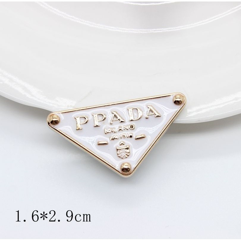 Usoq Crocs Jibbitz เรซิ่น Camellia Pearl ดอกไม้หยดน้ํามันผีเสื้อรองเท้าหัวเข็มขัด diy อุปกรณ์เสริมรองเท้าดอกไม้อุปกรณ์เสริม kj