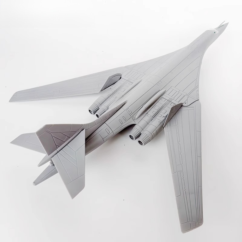 ชุดโมเดล 1:144 tu160 Tu-160 Blackjack Strategic Bomber ทหารเครื่องบินรุ่นของเล่น