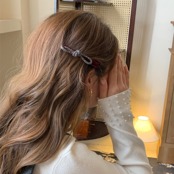 เก็บผมสไตล์เกาหลี Hairpin แบบ All-Match พร้อมเพชรเต็มด้านข้าง Duckbill Clip สำหรับคนชอบแฟชันและInfluencer ราคา ถูกที่สุด ดีลบีเคเค แกลเลอรีภาพที่ 4