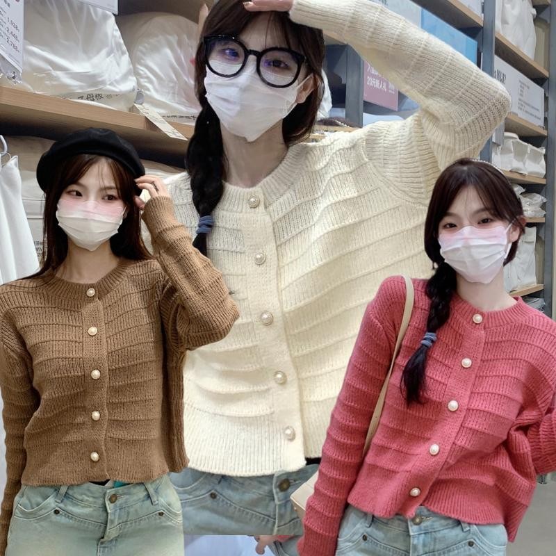KOKO#เสื้อไหมพรหมกันหนาวเนื้อนุ่ม เสื้อครอปสเวตเตอร์ เสื้อไหมพรมคาร์ดิแกน เสื้อไหมพรมแขนยาวน่ารักสไตล์เกาหลี #914