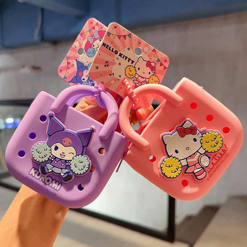 ของแท้ ซานริโอ ครอบครัวเกมกระเป๋าเก็บพวงกุญแจ/หูฟังน่ารักเปลี่ยนกระเป๋าเก็บจี้