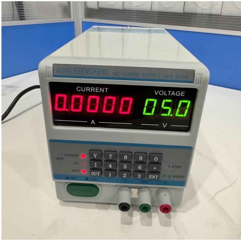 DC POWER SUPPLY  305BF 30V 5A ดิจิตอล 5หลัก ปุ่มกดแบบดิจิตอลช็อตแล้วไม่ดับ ตัวแปลแหล่งจ่ายไฟ DC แถมฟรีชุดหัวต่อ 36 หัว