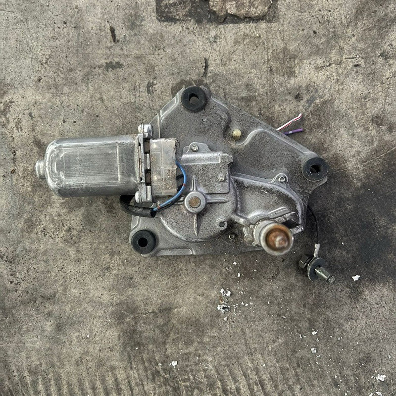 Perodua Kembara Terios J100 J111 J131 มอเตอร์ปัดน้ําฝนด้านหลังนําเข้าจากประเทศญี่ปุ่นใช้แล้ว