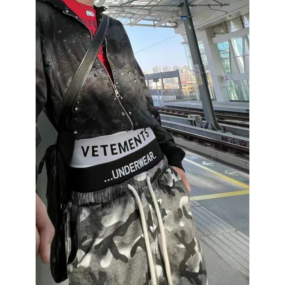 Vtm VETEMENTS 24ss รุ่นผ้าฝ้ายระบายอากาศชุดชั้นในด้านหน้าแบน