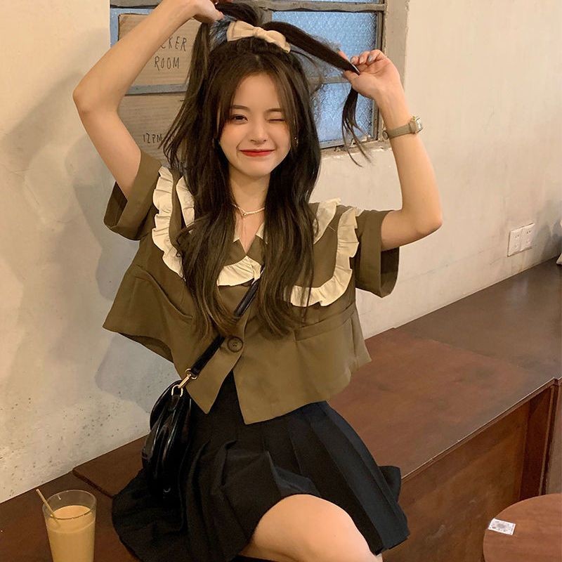 ชุดเสื้อแขนสั้นคอปีเตอร์แพนสองชั้นสำหรับผู้หญิง ฤดูร้อน 2025 ดีไซน์สไตล์ฝรั่งเศสใหม่ เสื้อชีฟองสั้นพ